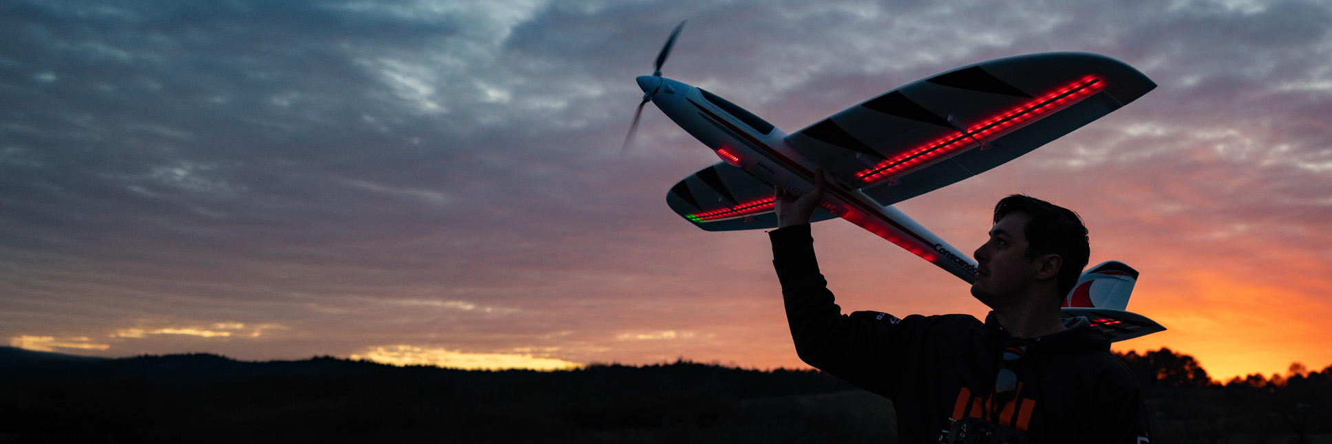 E-flite Conscendo 2.0m RC Airplane E-flite Conscendo 2.0m RC Airplane